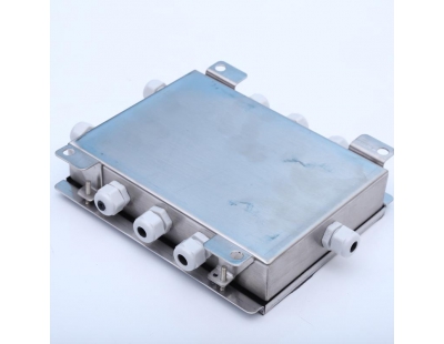 九芯不锈钢接线盒